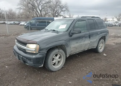2005 Chevrolet Trailblazer Ls z USA, uszkodzony, nr VIN 1GNDT13S452273165